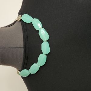 Avon Raw Beauty Bead Drama Necklace